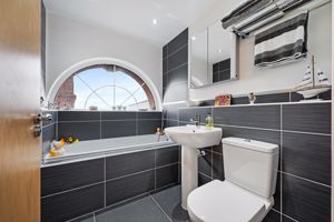 Photo 33- click for photo gallery